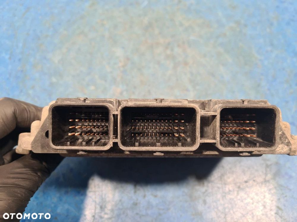 NISSAN INTERSTAR STEROWNIK SILNIKA 0281012200 ZD30 - 9