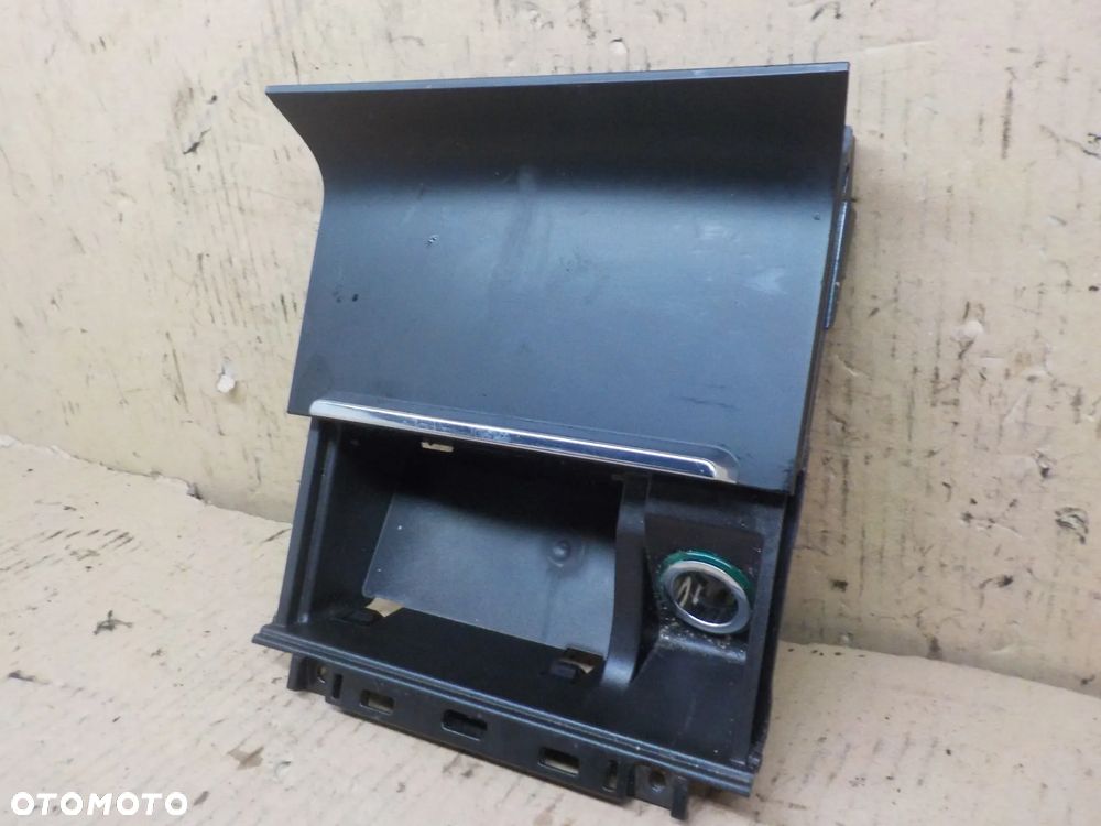 SKODA SUPERB II POPIELNICZKA PRZÓD - 3