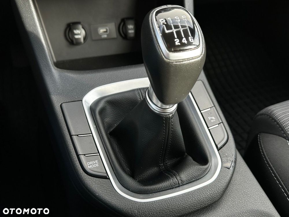 Hyundai i30 - 23