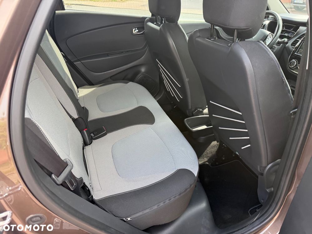 Renault Captur ENERGY TCe 120 EDC Luxe - 11