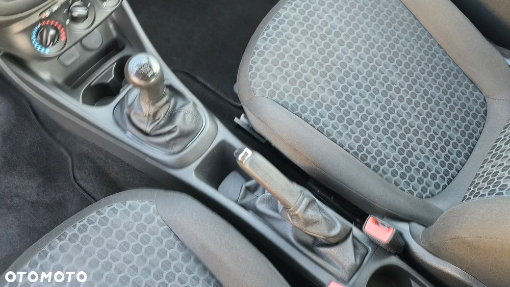 Opel Corsa - 16