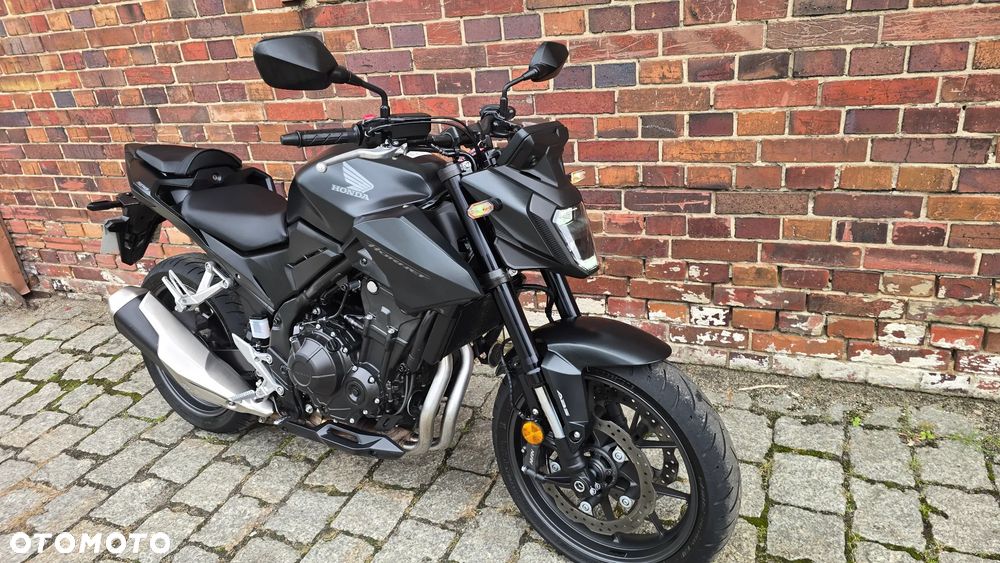 Honda Hornet - 24
