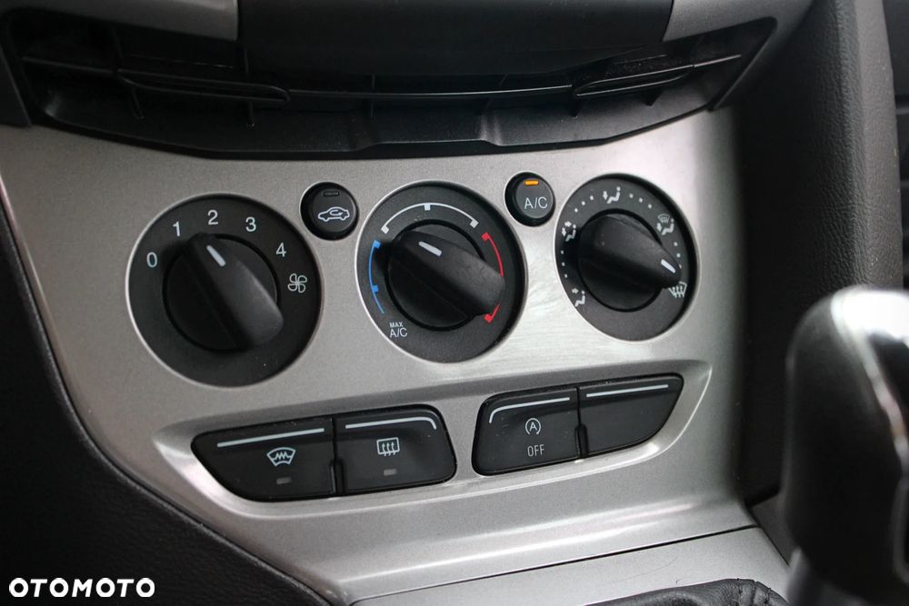 Ford Focus 1.6 TDCi Edition - 17
