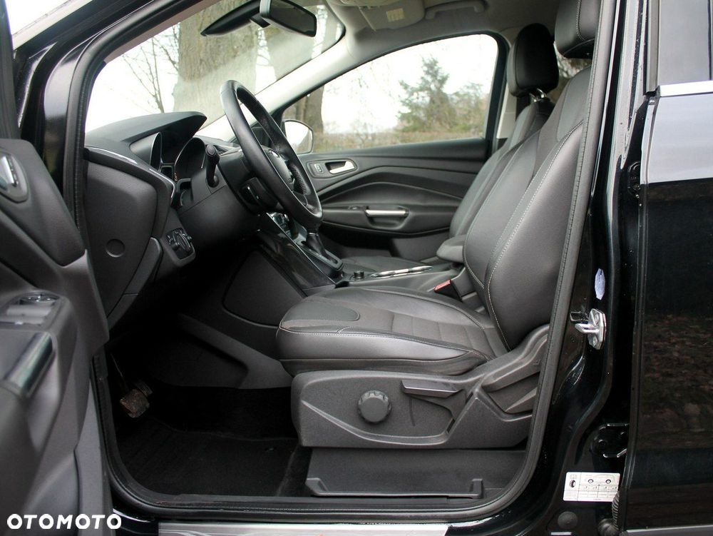Ford Kuga - 16