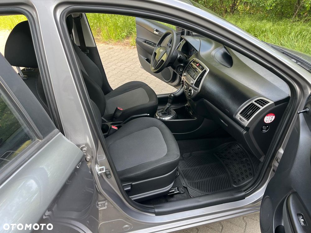 Hyundai i20 1.25 Comfort - 15
