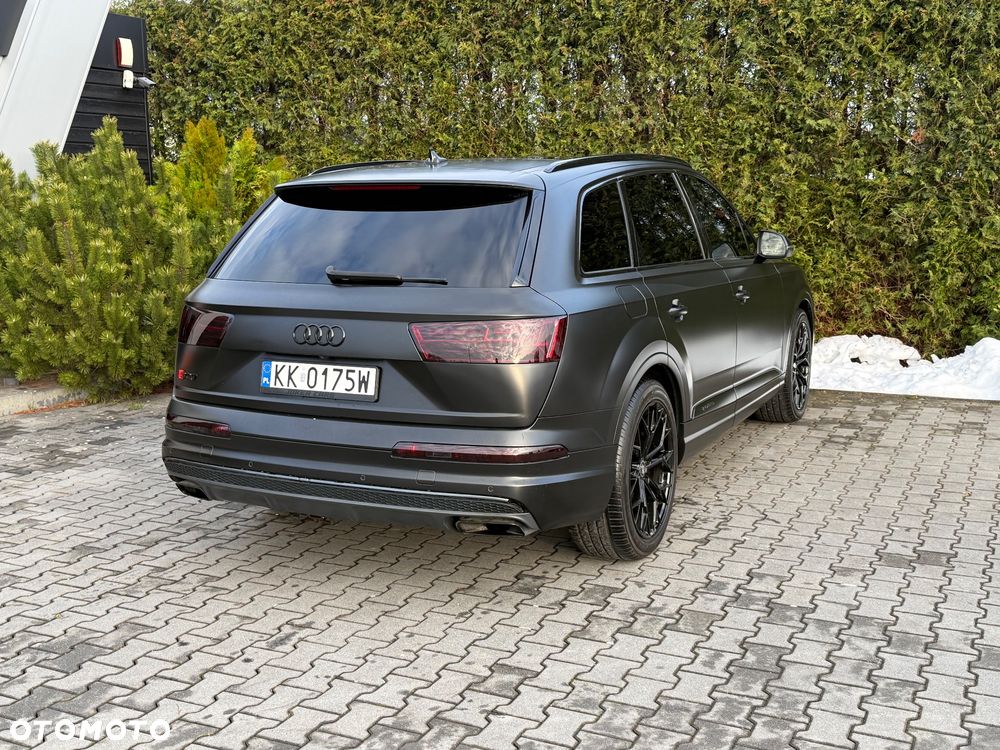 Audi Q7 - 4