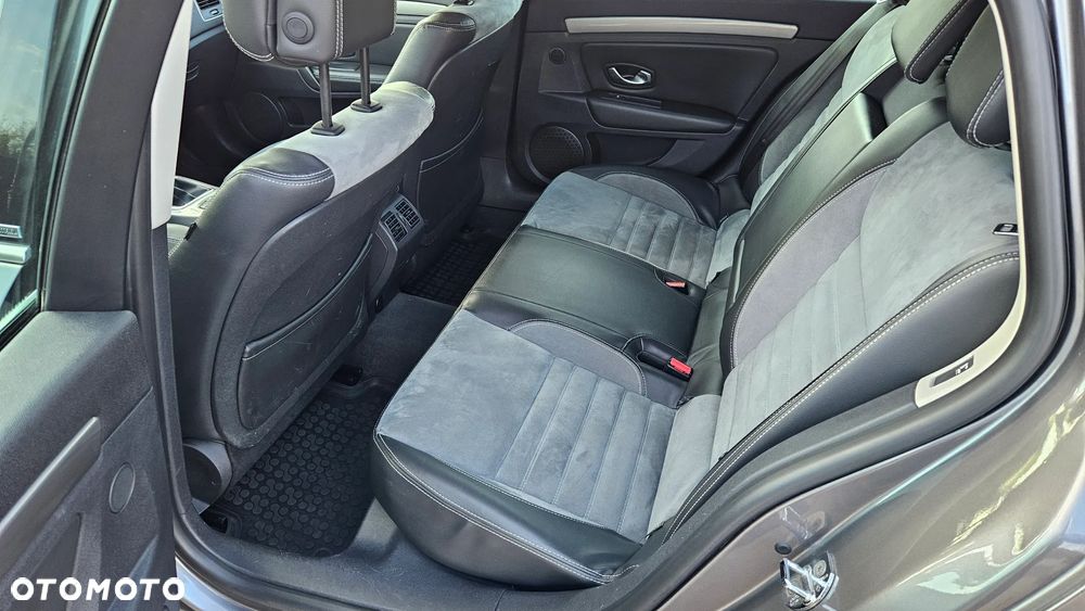 Renault Laguna 2.0 DCi GT 4WS - 14