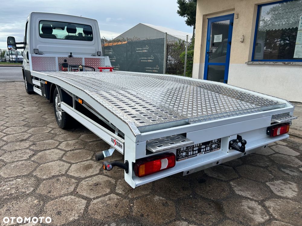 Iveco Daily 35S18 - 28