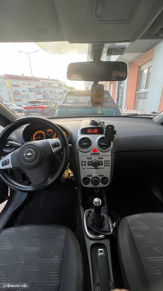 Opel Corsa 1.2 Enjoy - 9