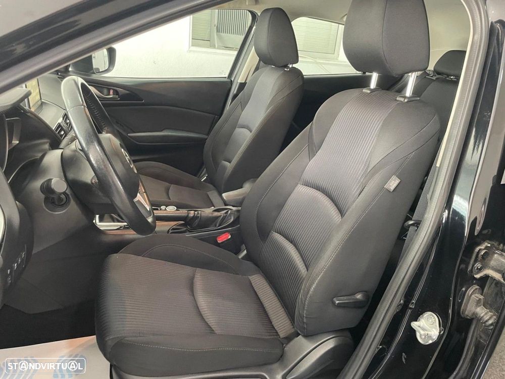 Mazda 3 Hatchback 1.5 Sky-D Evolve HS Navi - 11