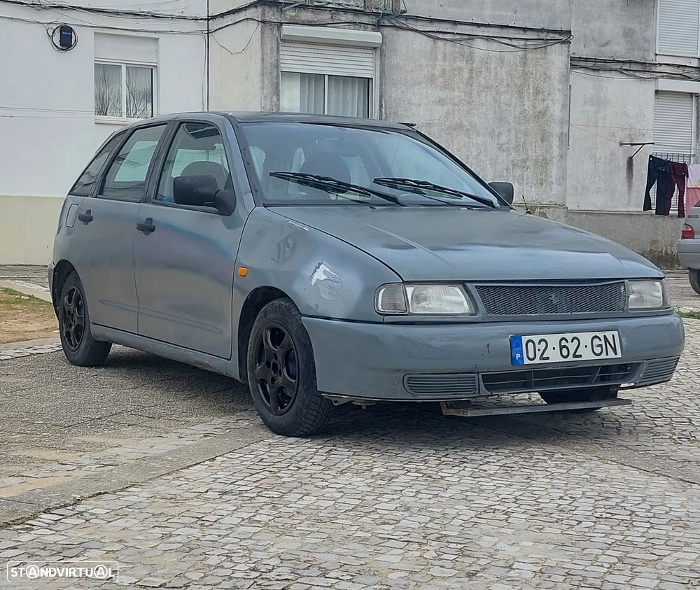SEAT Ibiza 1.1i GLX - 2