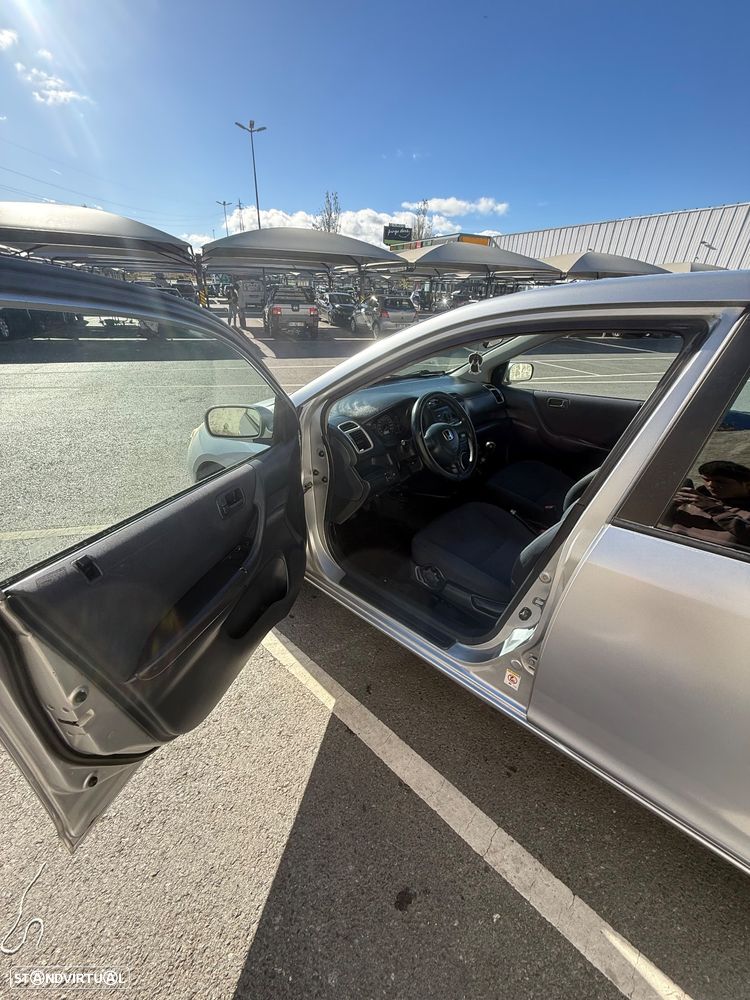 Honda Civic 1.4i S - 14