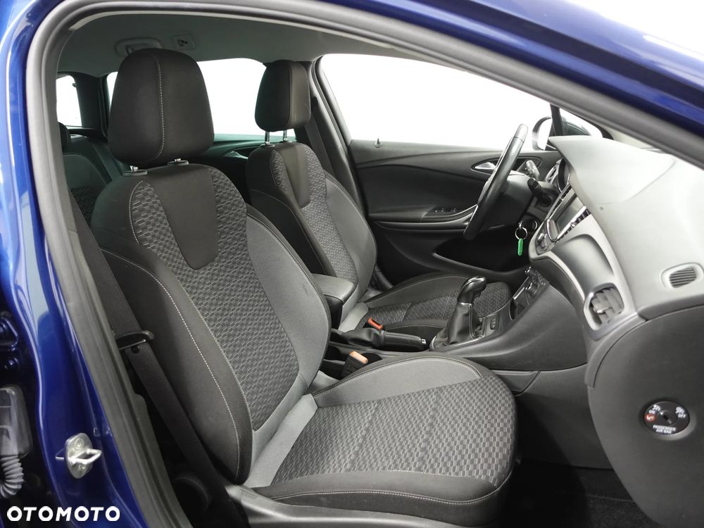 Opel Astra 1.2 Turbo Edition - 25