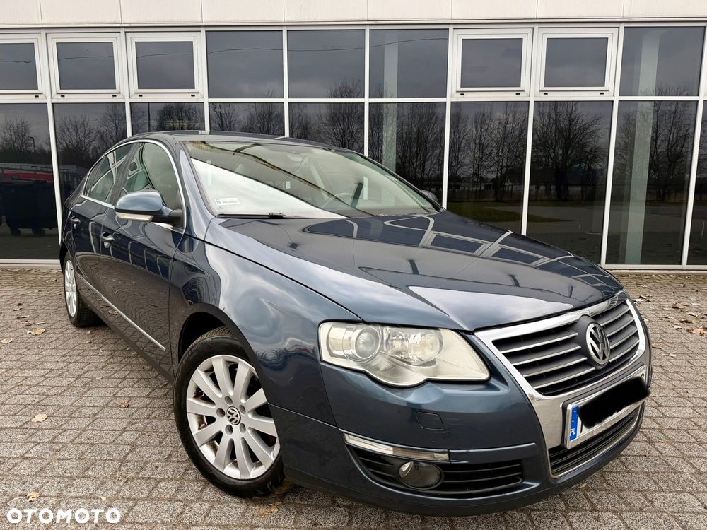 Volkswagen Passat - 33
