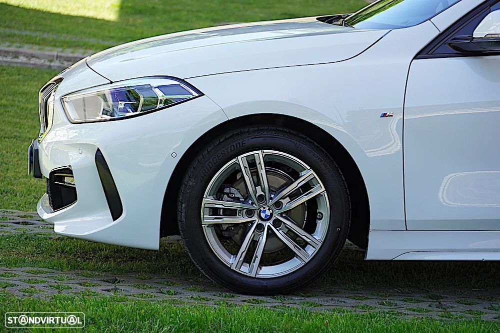 BMW 116 d Pack Desportivo M - 5