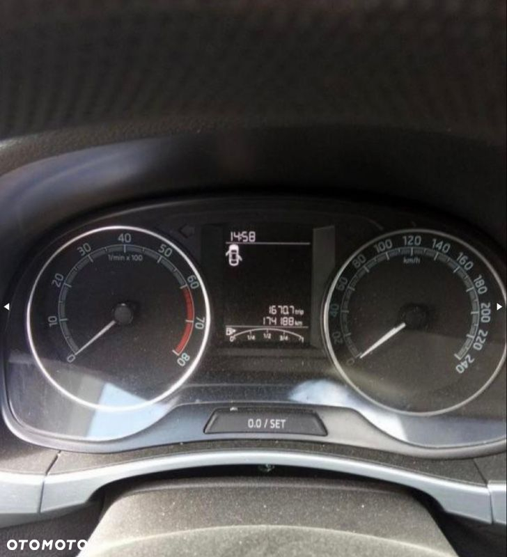 Skoda Fabia 1.0 Ambition - 23