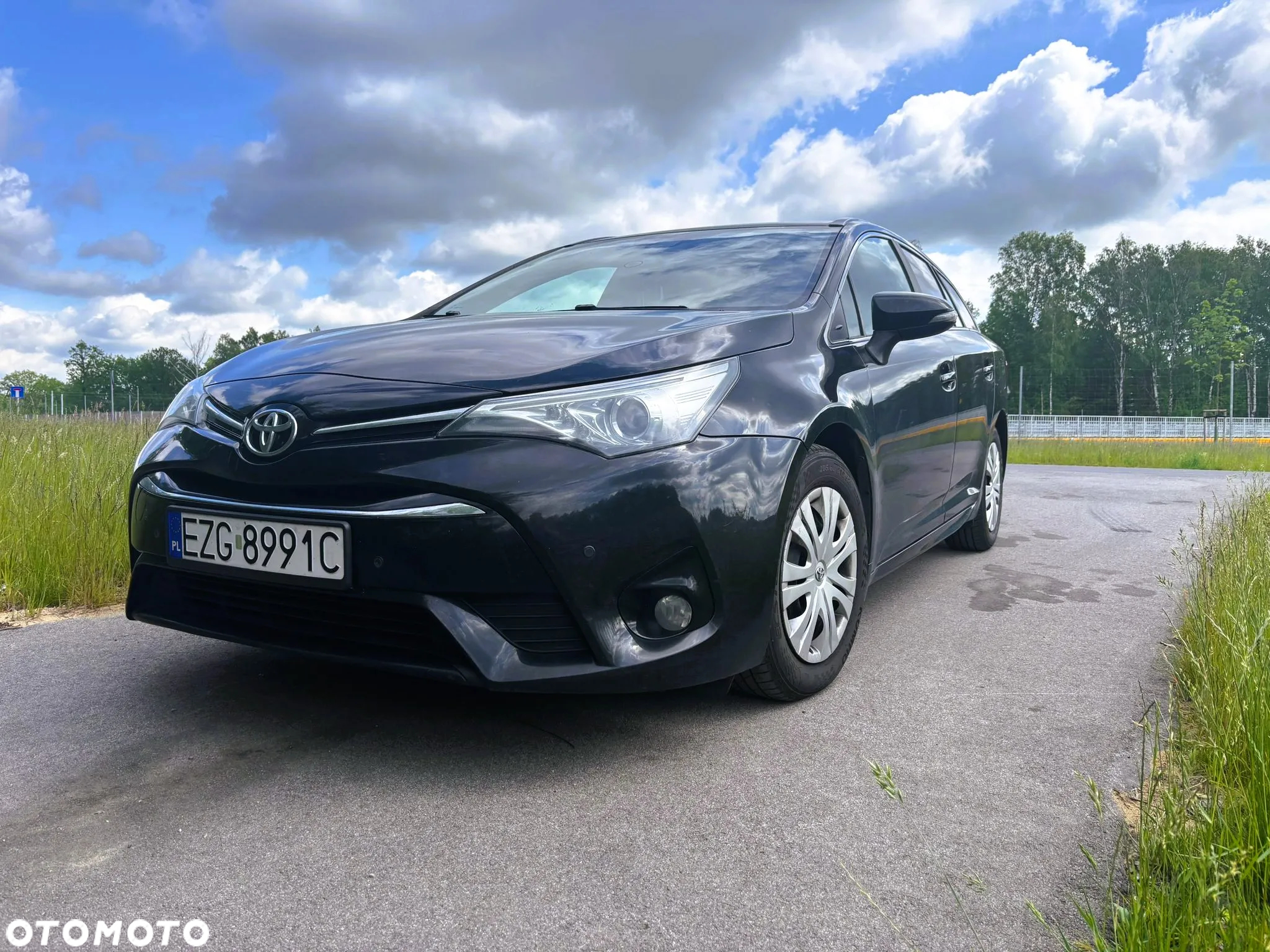 Toyota Avensis 1.6 D-4D Active - 3