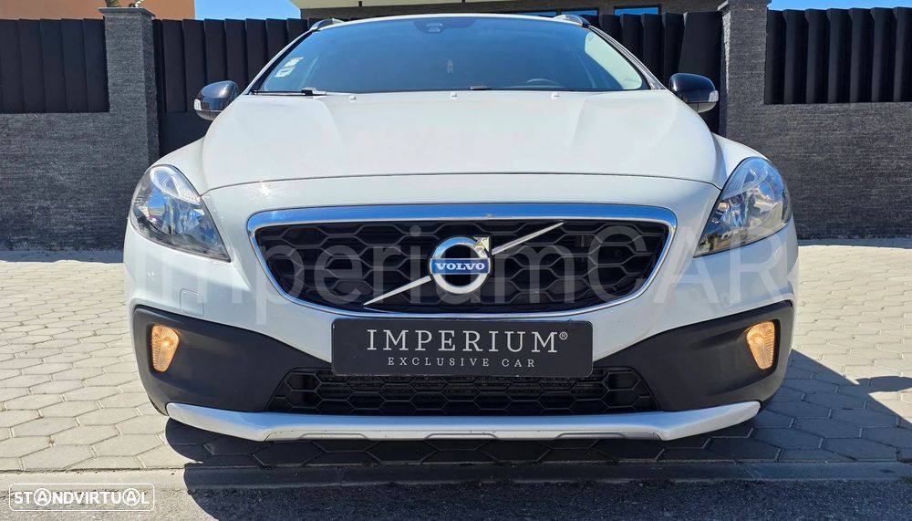 Volvo V40 Cross Country D2 Momentum - 4