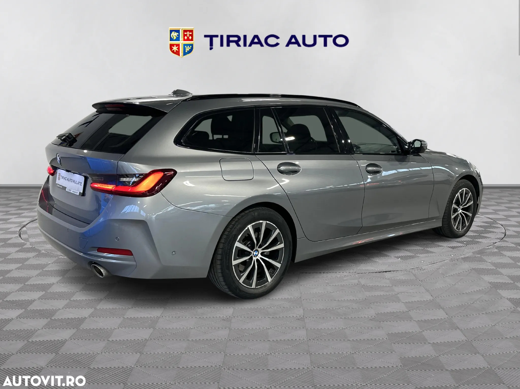 BMW Seria 3 318i Touring Aut. - 5