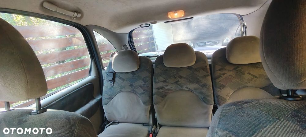Citroën Xsara Picasso 2.0 HDI SX - 22