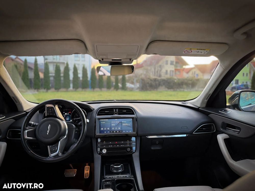 Jaguar F-Pace 20d AWD Aut. R-Sport Ingenium Edition - 9