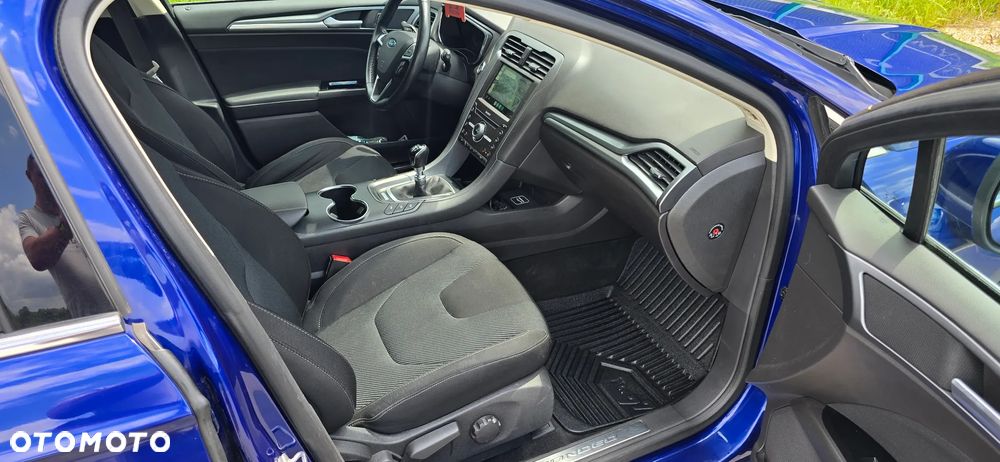 Ford Mondeo 2.0 TDCi STart-Stopp Titanium - 19