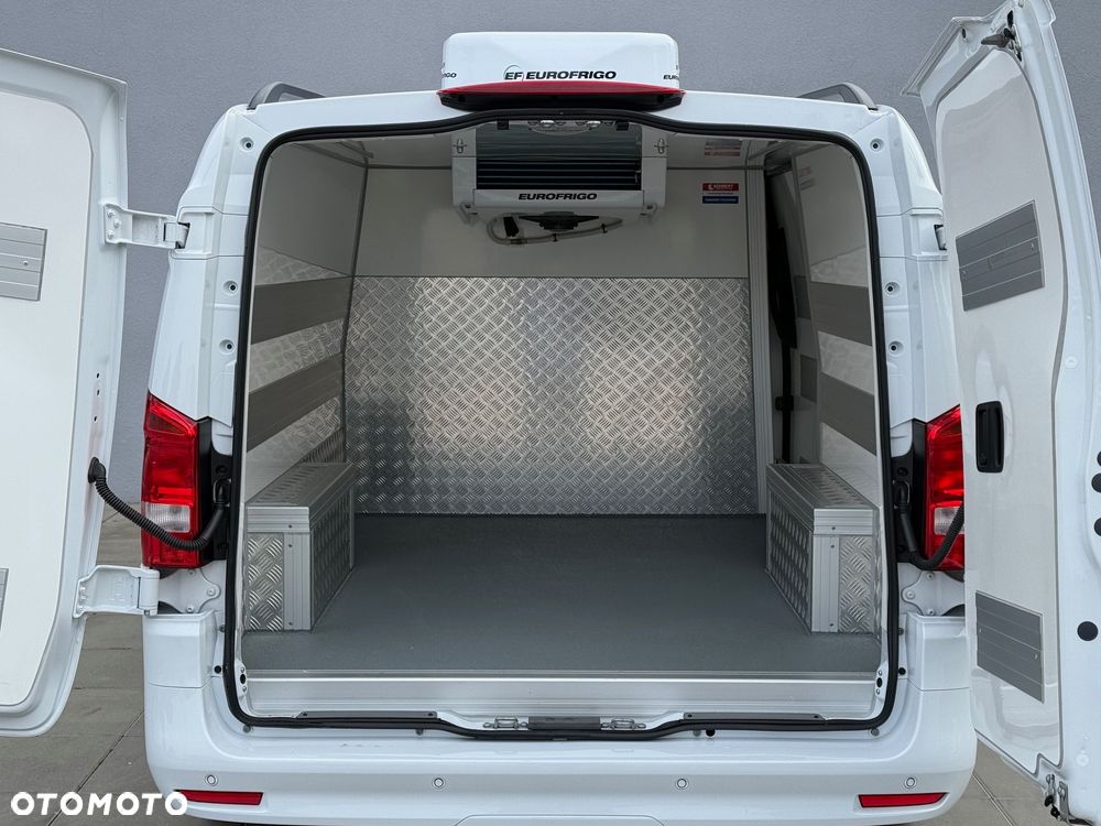 Mercedes-Benz VITO - 7