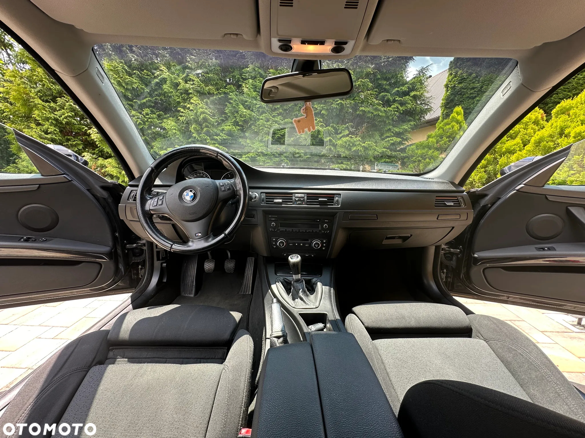 BMW Seria 3 320i - 14