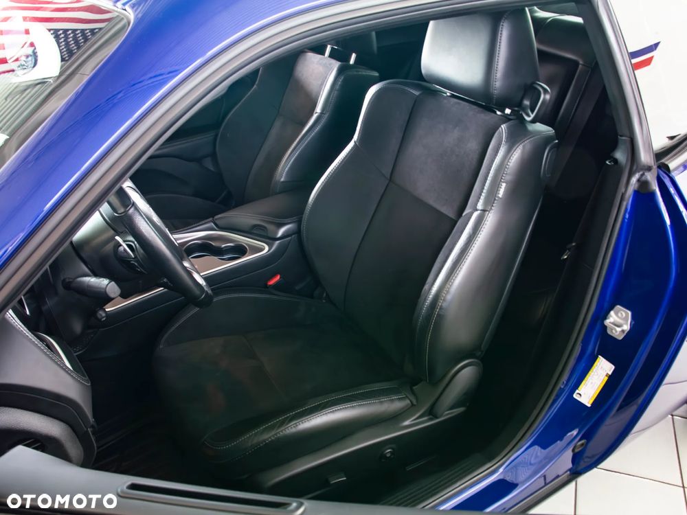 Dodge Challenger 3.6 GT Plus AWD - 24