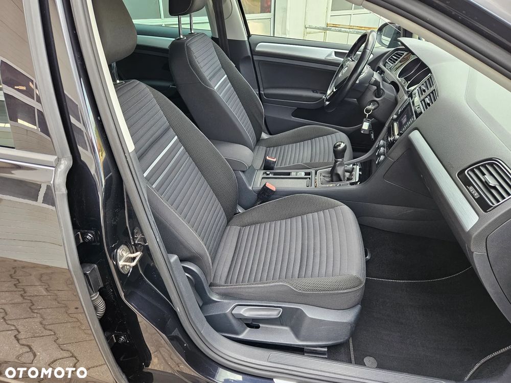 Volkswagen Golf 2.0 BlueTDI Cup - 13