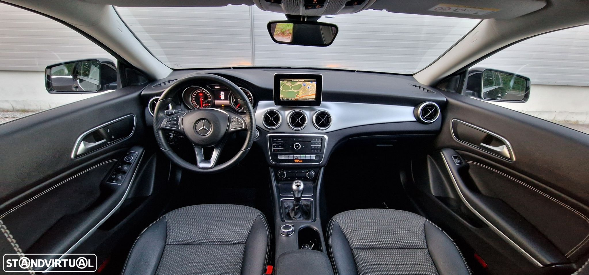 Mercedes-Benz CLA 180 - 8