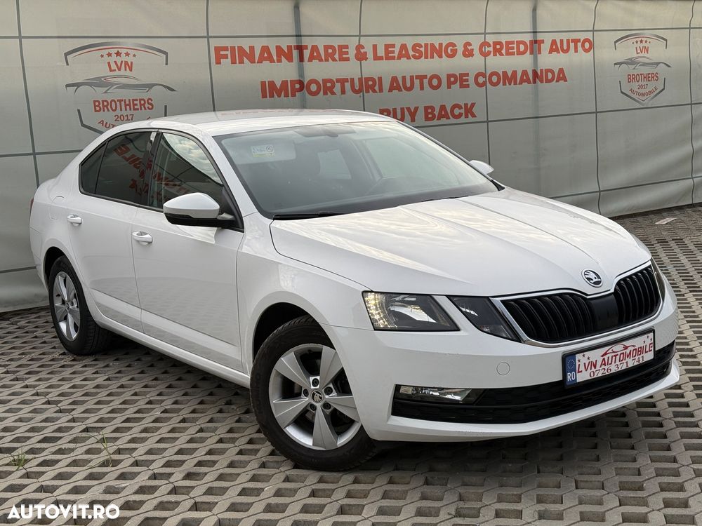 Skoda Octavia - 2