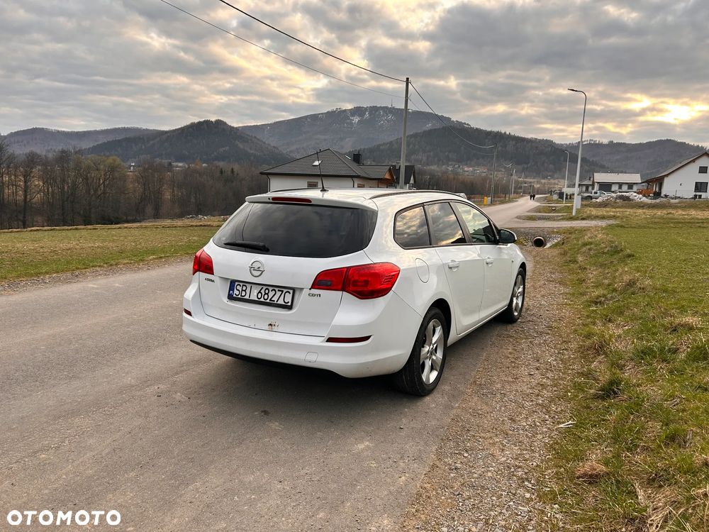 Opel Astra 1.7 CDTI - 9