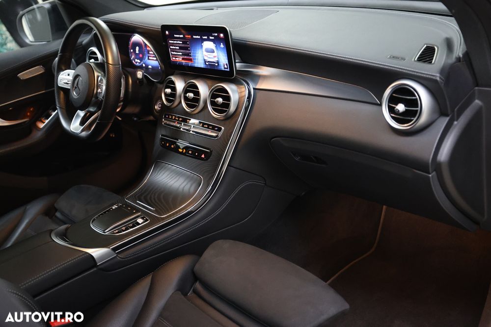 Mercedes-Benz GLC Coupe 300 de 4MATIC - 34
