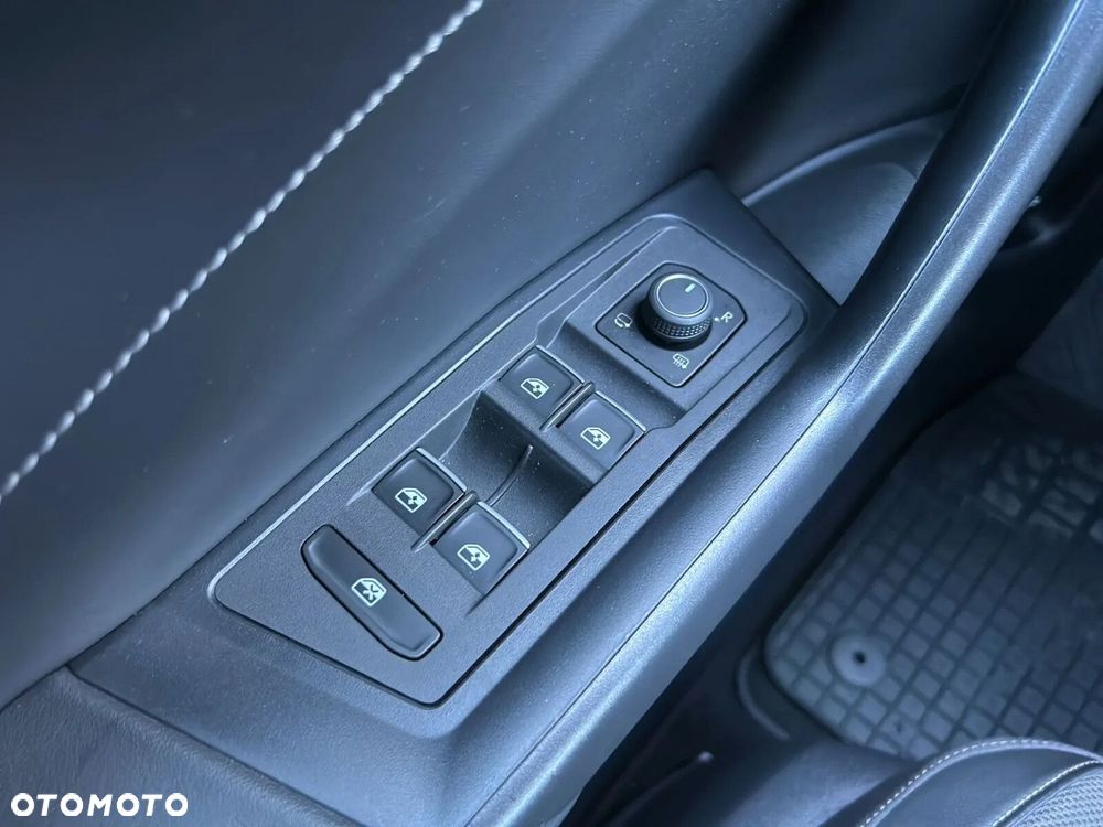 Volkswagen T-Roc 1.5 TSI Style DSG - 20