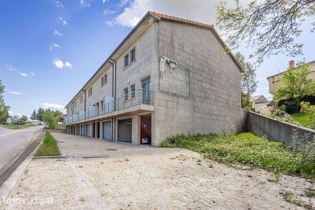 Moradia T4 para venda - Grande imagem: 3/42