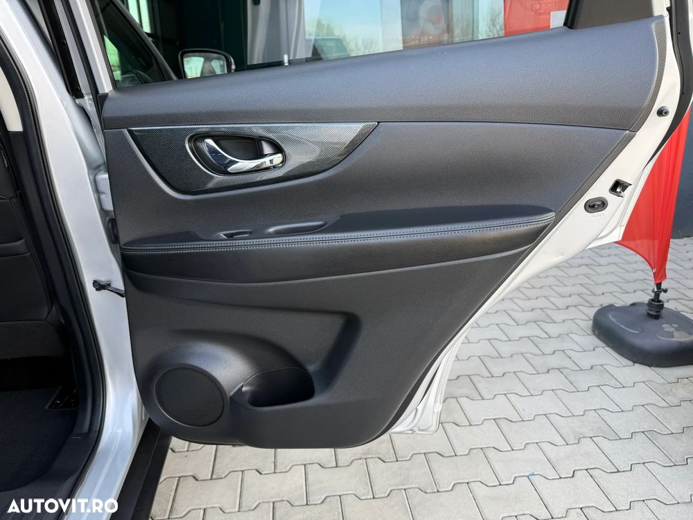 Nissan X-Trail 1.6 dCi ALL-MODE 4x4i Tekna - 27