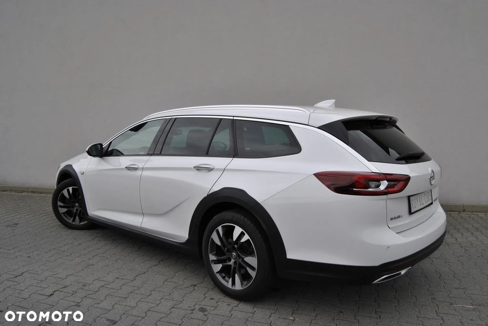 Opel Insignia CT 2.0 CDTI 4x4 Exclusive S&S - 11