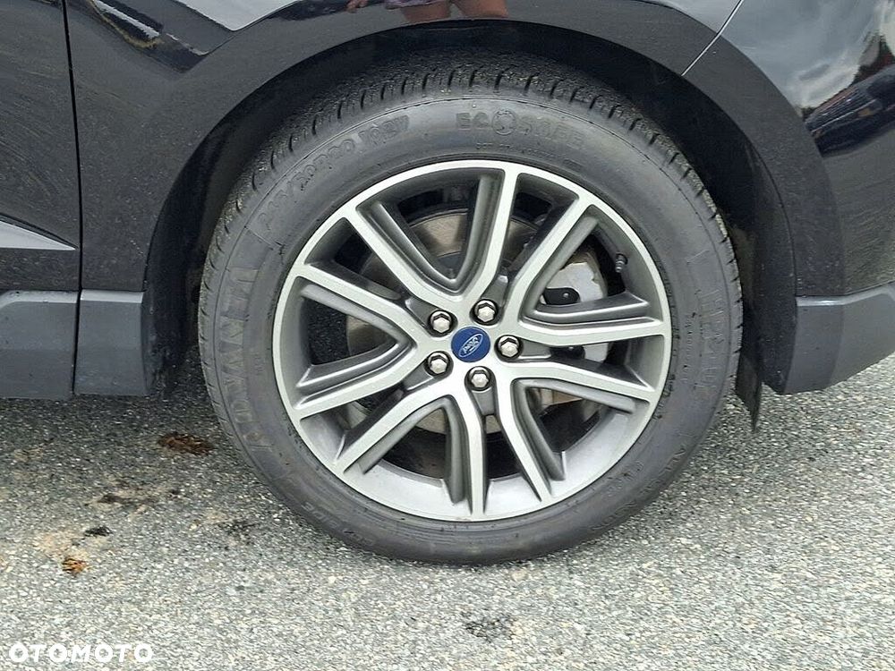 Ford Edge - 9