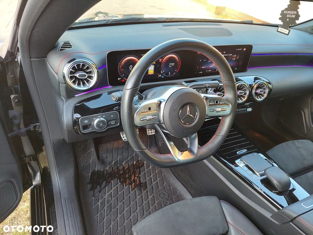 Mercedes-Benz CLA 200 d AMG Line 8G-DCT - 16