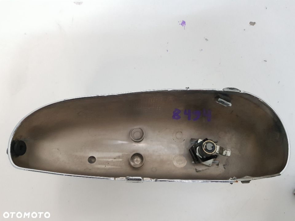 Daelim VT 125 Dekiel Prawy Schowek Chrom Jajko - 5