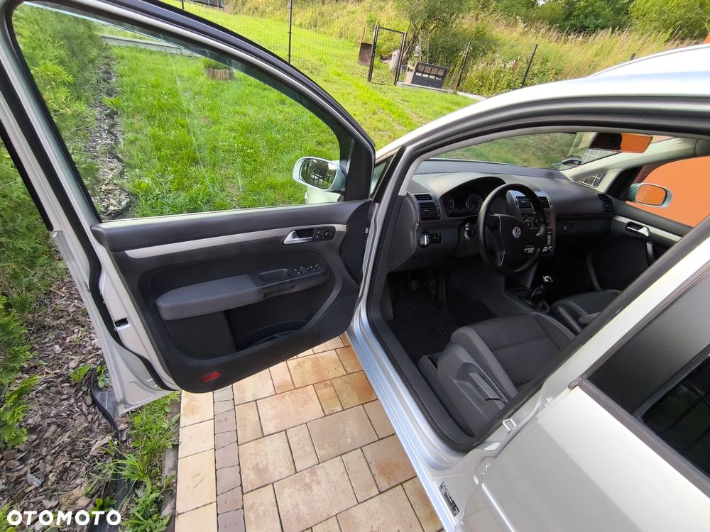 Volkswagen Touran 1.6 United - 13