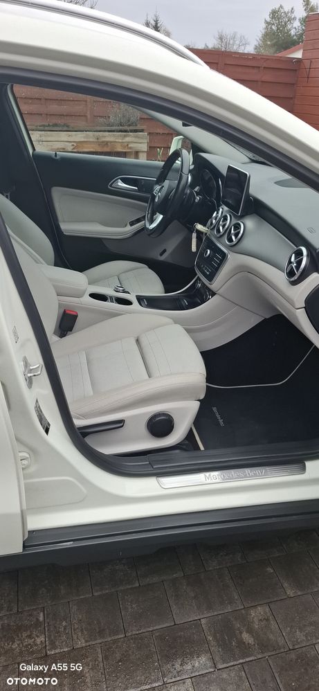 Mercedes-Benz GLA 180 7G-DCT Style - 6