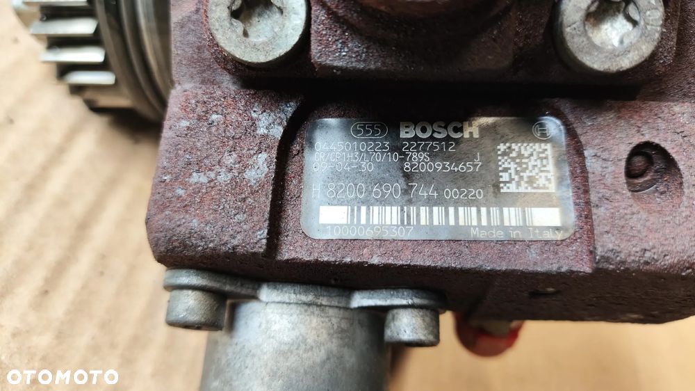 UKŁAD PALIWOWY BOSCH WTRYSKIWACZE WTRYSKI POMPA PRZEWODY SILNIKA KOMPLET ZESTAW REANULT LAGUNA III 3 SCENIC II 2 MEGANE II 2 ESPACE IV TRAFIC OPEL VIVARO NISSAN PRIMASTAR X-TRAIL QASHQAI 2.0 DCI M9R - 5
