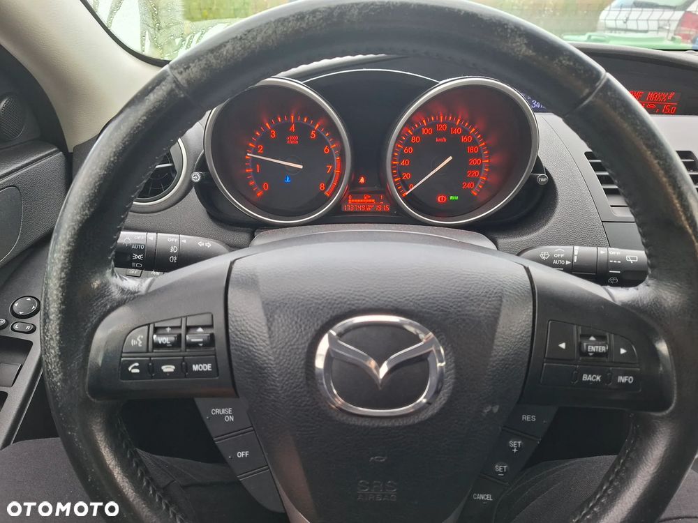 Mazda 3 2.0 MZR DISI Sports-Line - 12