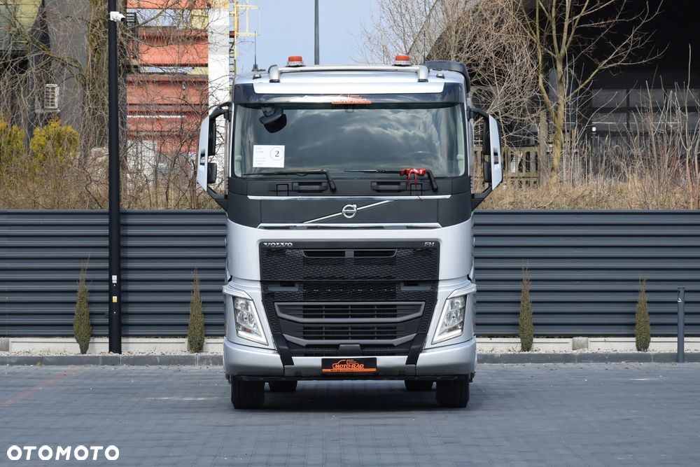 Volvo FH500 / NISKA KABINA / HYDRAULIKA / EURO 6 / ACC / LEDY / ALUFELGI / SERWISOWANY / SPROWADZONY - 2