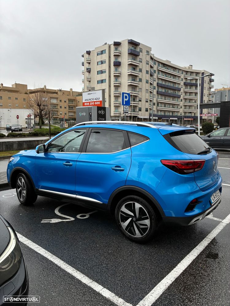 MG ZS Standard Luxury - 2