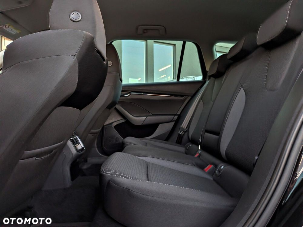 Skoda Octavia 2.0 TDI Ambition DSG - 11