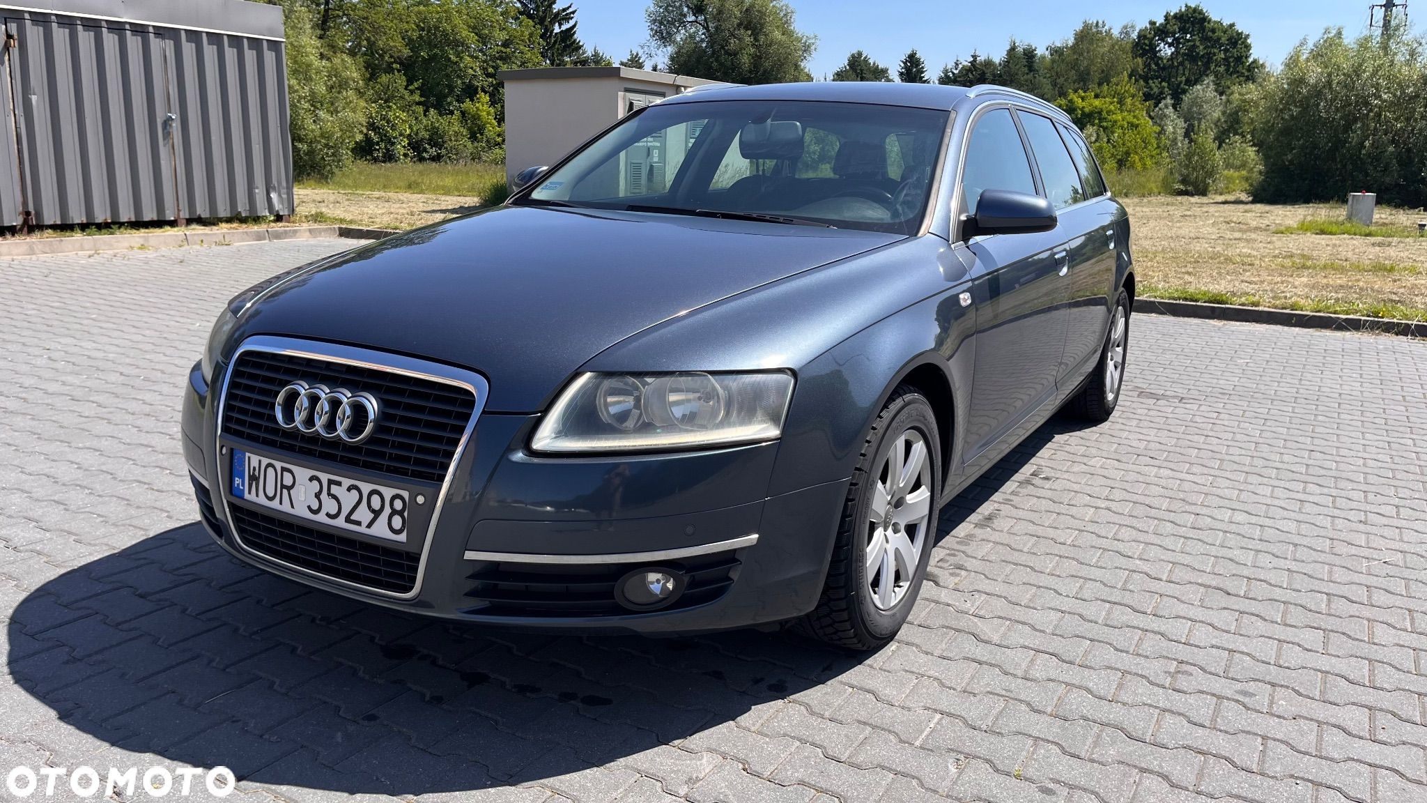 Audi A6 2.4 - 1