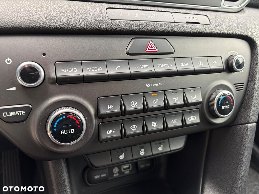 Kia Sportage 2,0 CRDI AWD Platinum - 12